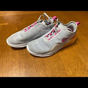 Nike women’s shoes